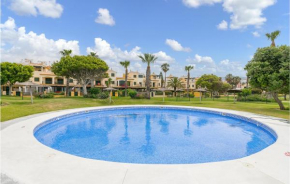 Stunning apartment in Tarifa with Outdoor swimming pool, WiFi and 3 Bedrooms